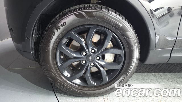 Land Rover Discovery 3.0 SD6 SE - фото 4