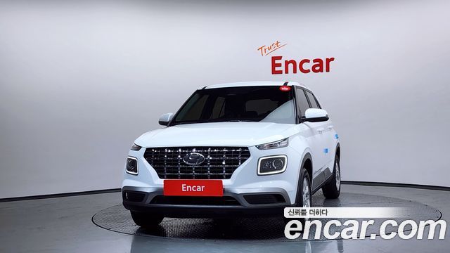 Hyundai Venue 1,6 Premium - фото 2