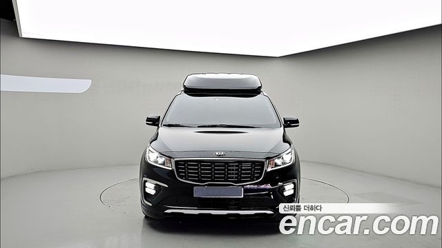 Kia Carnival Новый 9-Seater Hi-Limousine Prestige - фото 2