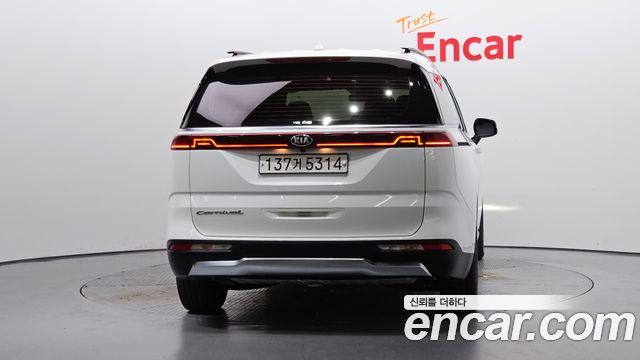 Kia Carnival 4-го поколения 9-Seater Noblesse - фото 3