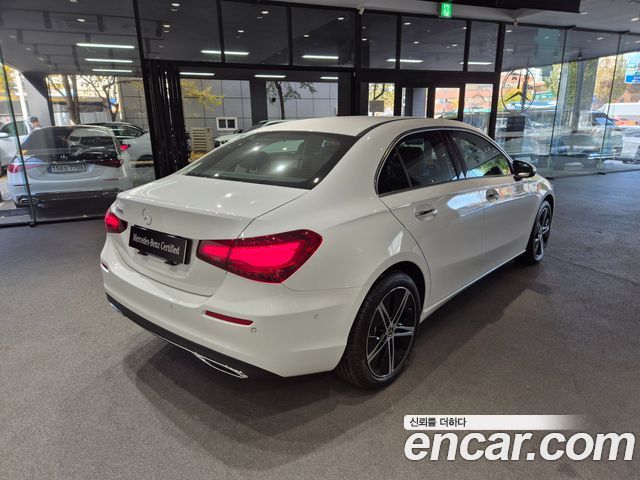 Mercedes-Benz A-Class W177 A220 Sedan - фото 1