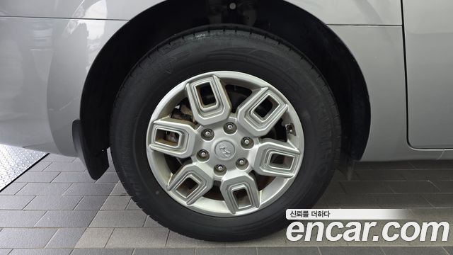 Hyundai Staria Tourer 9-Seater Modern - фото 4