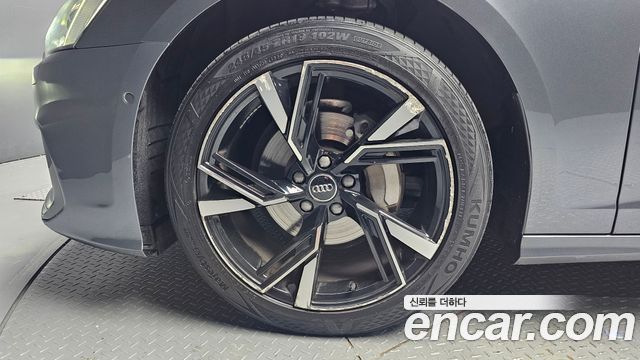 Audi A6 C8 40 TDI - фото 4