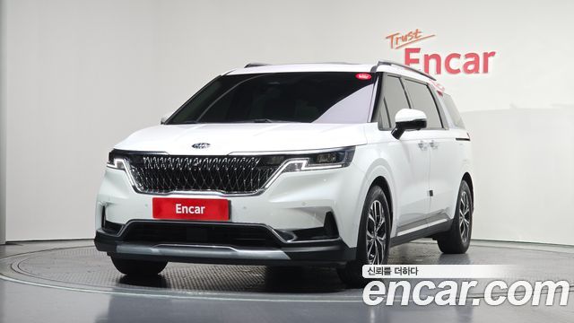Kia Carnival 4-го поколения 9-Seater Noblesse - фото 0