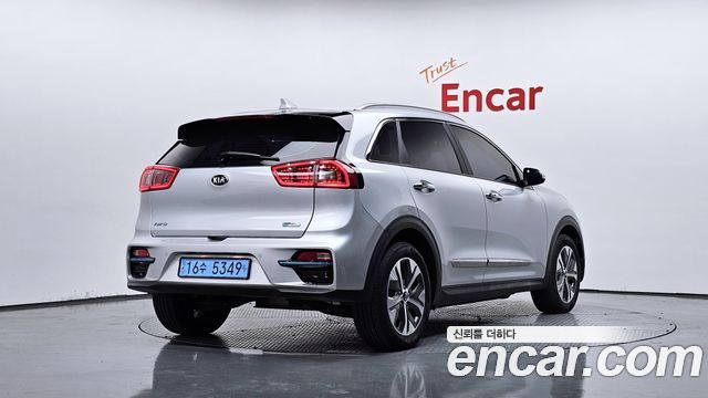 Kia Niro EV Prestige - фото 1