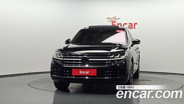 Volkswagen Touareg 3-го поколения 3.0 TDI Prestige - фото 1