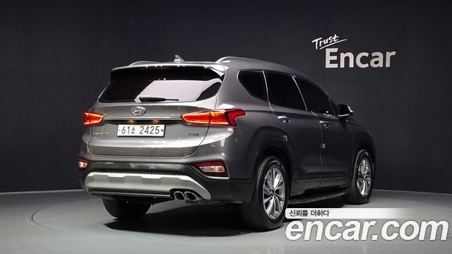 Hyundai Santafe TM Diesel 2.0 2WD Exclusive - фото 1