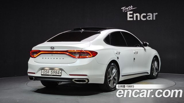 Hyundai Grandeur IG 2.4 Exclusive Special - фото 1