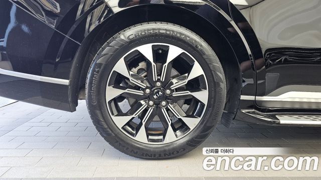 Kia Carnival 4-го поколения Gasoline 9-Seater Hi-Limousine Signature - фото 4