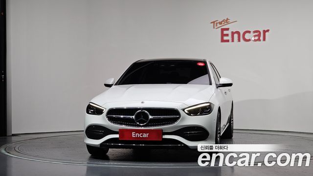 Mercedes-Benz C-Class W206 C200 Avantgarde - фото 2