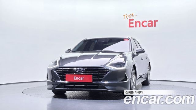Hyundai Sonata DN8 2.0 Premium Family - фото 2