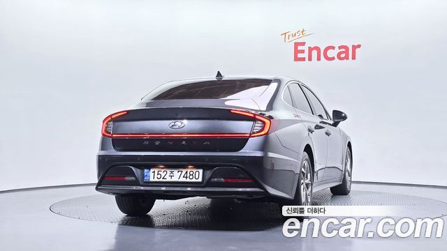 Hyundai Sonata DN8 2.0 Premium Family - фото 3