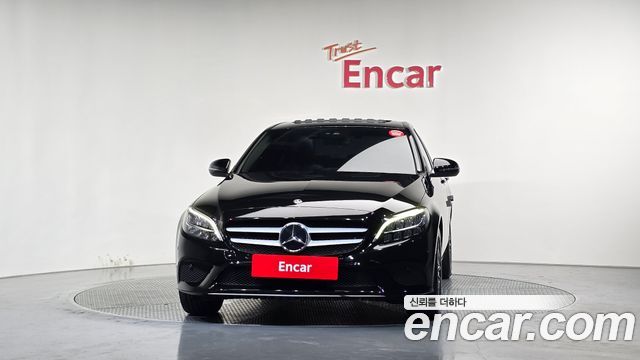 Mercedes-Benz C-Class W205 C200 - фото 2