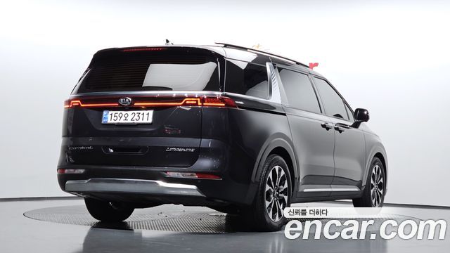 Kia Carnival 4-го поколения 7-Seater Noblesse - фото 1