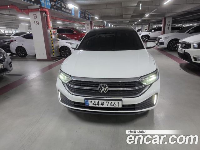 Volkswagen Jetta 7-го поколения 1.5 TSI Prestige - фото 0