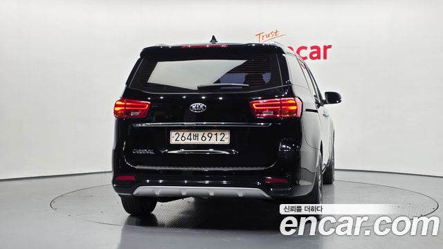 Kia Carnival Новый 9-Seater Luxury - фото 3
