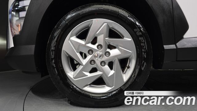 Hyundai Kona SX2 Gasoline 1.6 Turbo 2WD Modern - фото 4