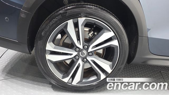 Volvo V60 2-го поколения T5 Pro AWD - фото 4
