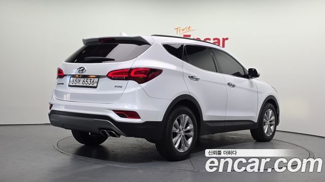 Hyundai Santafe Diesel 2.0 2WD Premium - фото 1
