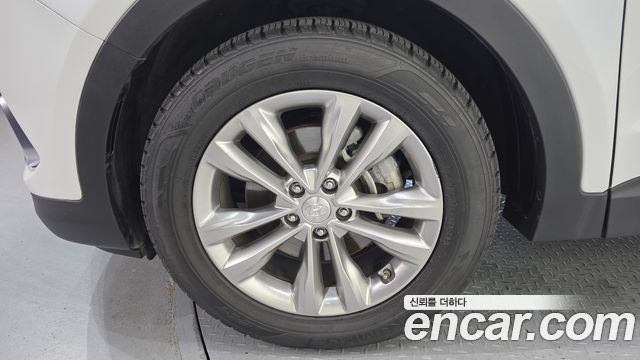 Hyundai Santafe Diesel 2.0 2WD Premium - фото 4