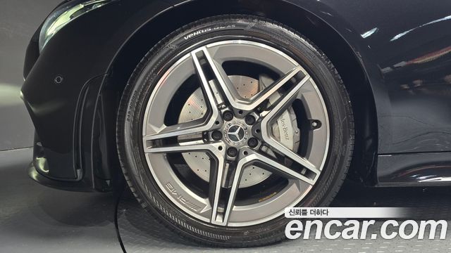 Mercedes-Benz CLS-Class C257 CLS300d AMG Line - фото 4