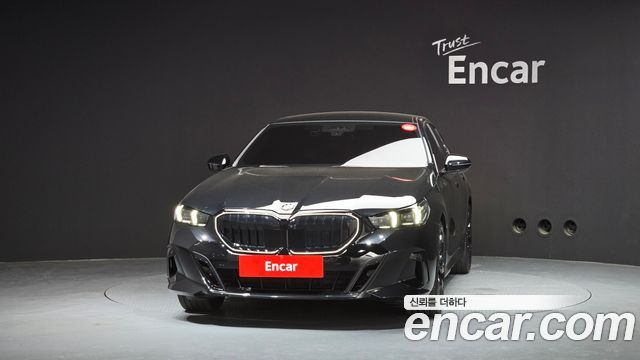 BMW 5-Series G60 530i xDrive M Sport Pro Special Edition - фото 2