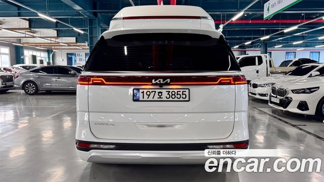 Kia Carnival 4-го поколения 9-Seater Hi-Limousine Signature - фото 3