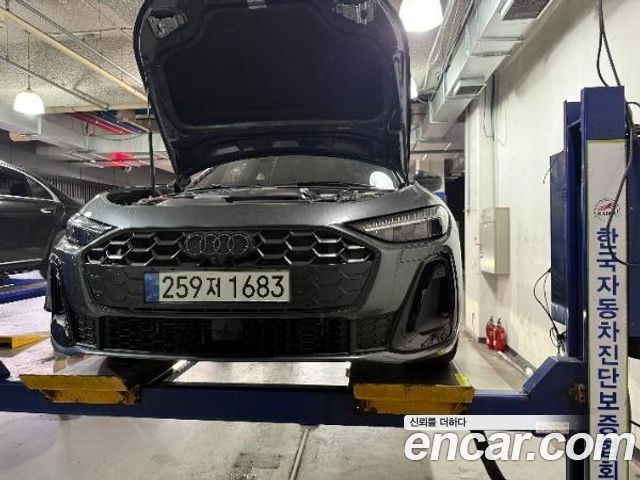 Audi A5 B10 40 TFSI Quattro S Line Black Edition - фото 0