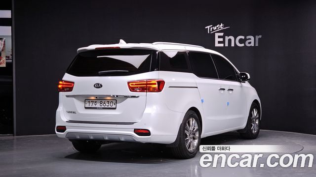 Kia Carnival Новый 9-Seater Noblesse Special - фото 1