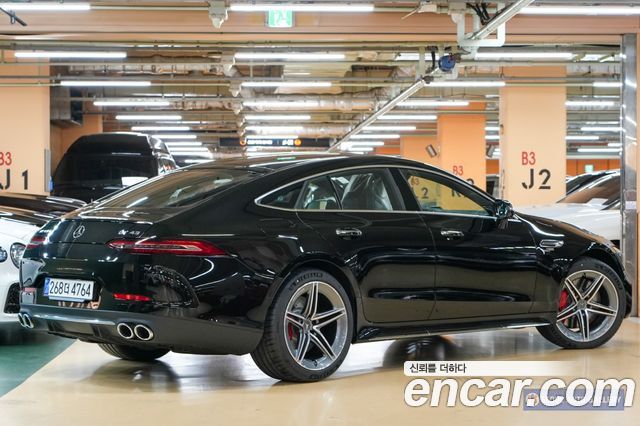 Mercedes-Benz AMG GT 4Door 43 4MATIC+ - фото 1