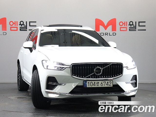 Volvo XC60 2-го поколения T8 Ultimate Bright - фото 1