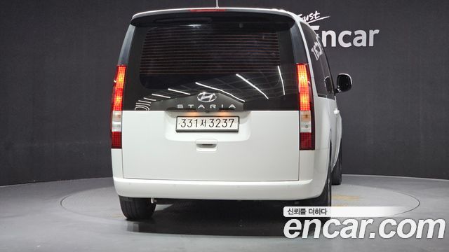 Hyundai Staria Tourer 9-Seater Modern - фото 3