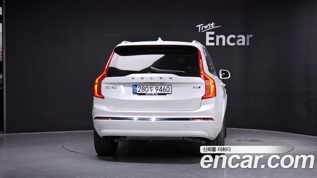 Volvo XC90 2-го поколения B6 Ultimate Bright - фото 2