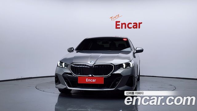 BMW 5-Series G60 520i M Sport - фото 2