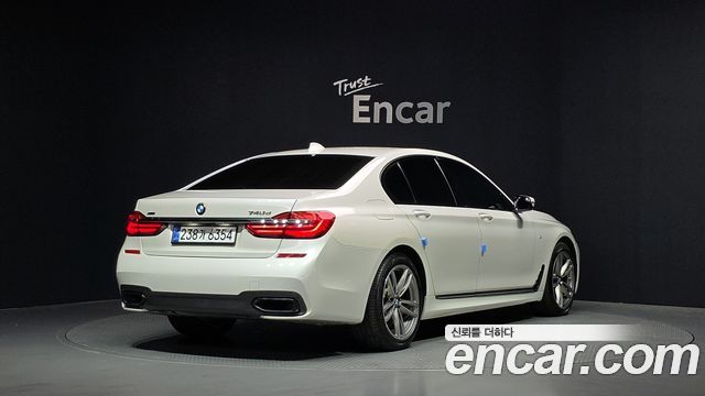 BMW 7-Series G11 740d xDrive M Sport - фото 1