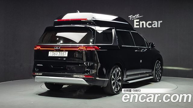 Kia Carnival 4-го поколения Gasoline 7-Seater Hi-Limousine Signature - фото 1