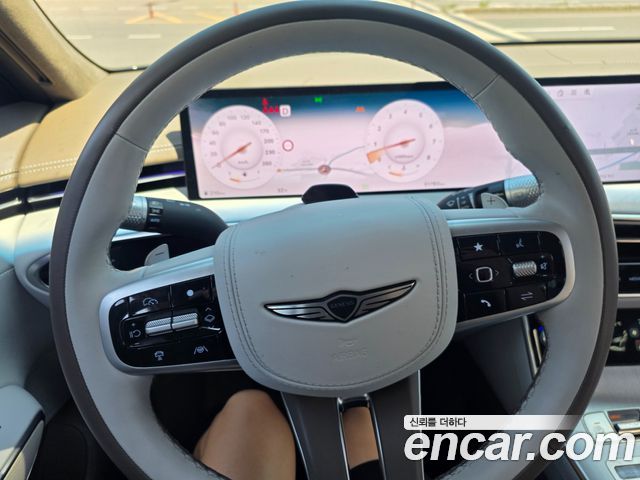 Genesis GV70 2.5T Gasoline AWD - фото 2
