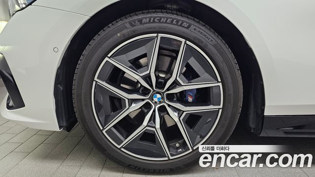 BMW 5-Series G60 520i M Sport - фото 4