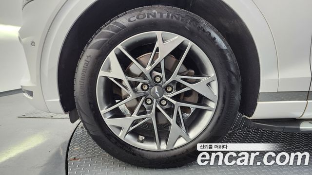 Genesis GV70 2.5T Gasoline AWD - фото 4