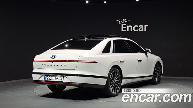 Hyundai Grandeur GN7, гибрид Calligraphy - фото 1