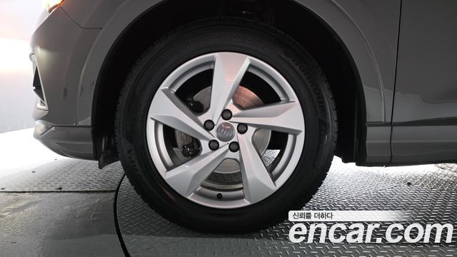 Audi Q3 F3 35 TDI Premium - фото 4
