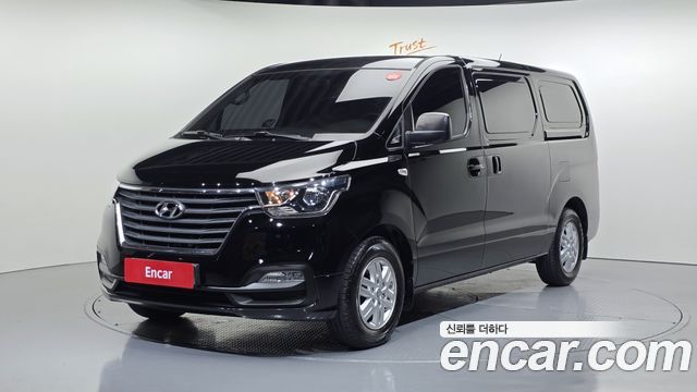 Hyundai Starex Новый Van 3-Seater Smart - фото 0