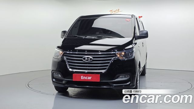 Hyundai Starex Новый Van 3-Seater Smart - фото 2