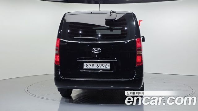 Hyundai Starex Новый Van 3-Seater Smart - фото 3