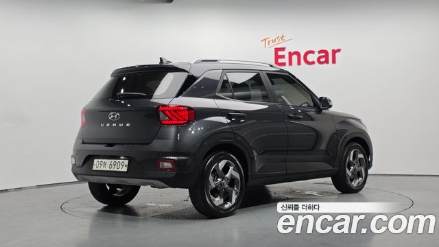 Hyundai Venue 1.6 Modern - фото 0