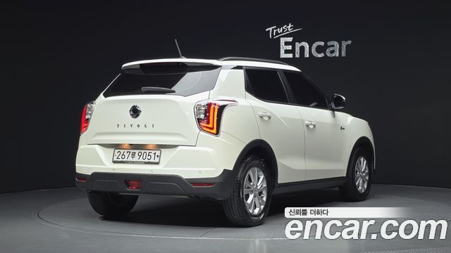 SsangYong Tivoli Gasoline 1.5 2WD V3 - фото 1