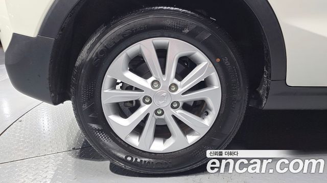 SsangYong Tivoli Gasoline 1.5 2WD V3 - фото 4