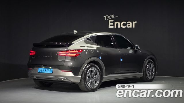Genesis GV60 Standard - фото 1