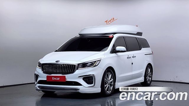 Kia Carnival Новый Gasoline 9-Seater Hi-Limousine Noblesse Special - фото 0