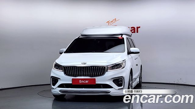 Kia Carnival Новый Gasoline 9-Seater Hi-Limousine Noblesse Special - фото 2